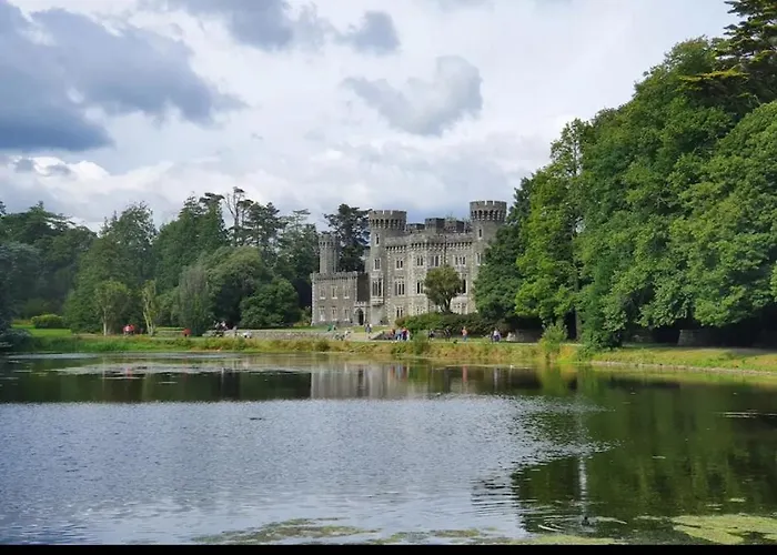 Homefromhome Bed & Breakfast